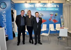 Die Vertretung der McAirlaid’s Vliesstoffe GmbH: Jeff Thornton, Alexandra Maksimov und Aleksei Dobrosman